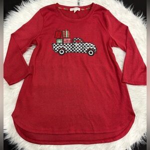 Clover + Pine Red 3/4 Sleeve Red with Truck Design Size M